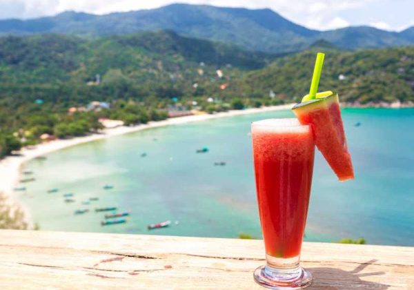 800 - Koh Phangan - watermelon-shake-on-phangan-island-thailand