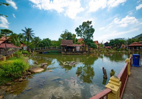800 - Langkawia-beautiful-view-of-oriental-village-in-langkawi-malaysia