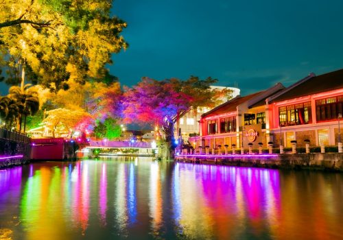 The advantage of choosing to do the Malacca River Walk on foot i