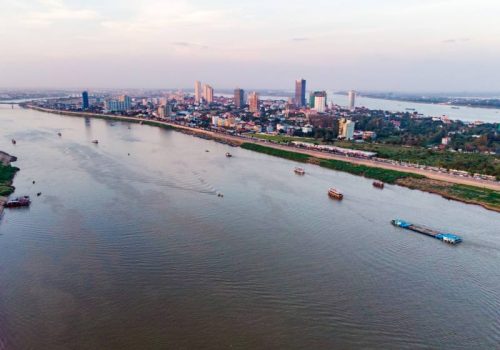 800 - RI-K-5-001phnom-penh-city-skyline-and-tonle-sap-river-phnom-penh-is-capital-and-largest-city-in-cambodia-top-aerial-view