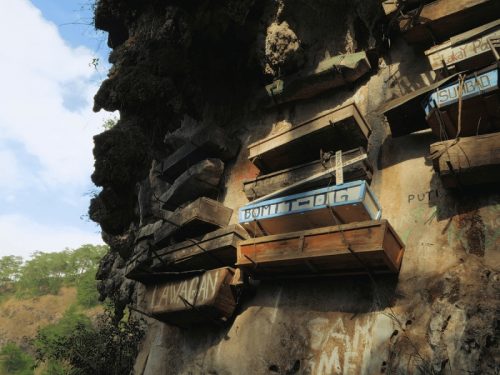 800x600 - Philippinen - Hanging-Coffins-of-Sagada