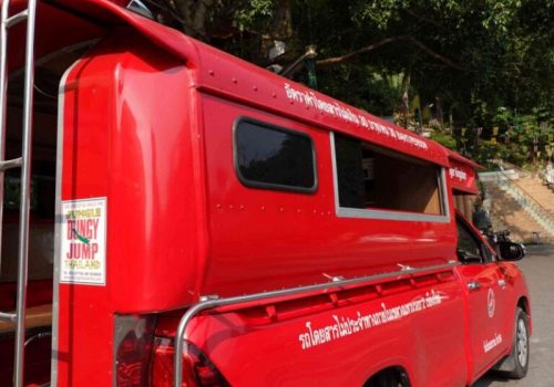 800x600 - Tripseed - Tripseed Copy Right 2025-HD Red Truck Highlights of Chiang Mai (PVT) 1